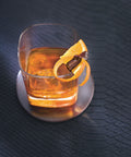Edelbitter Whisky-Orange gefüllt – Schokolade von Confiserie Berger, 100 g, angerichtet