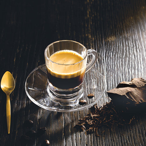 Edelbitter Espresso gefüllt – Schokolade von Confiserie Berger, 100 g, angerichtet