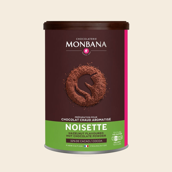 Monbana Noisette Trinkschokolade – 250 g Dose, freigestellt vor cremefarbenem Hintergrund