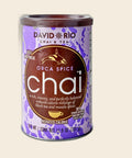 David Rio Orca Spice Chai – 337 g Dose, freigestellt vor cremefarbenem Hintergrund