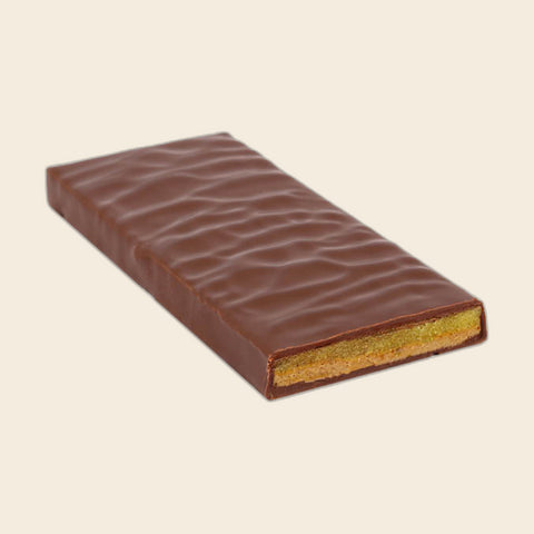 Amaretto-Marzipan – handgeschöpfte Schokolade von Zotter – weitere Ansicht, freigestellt