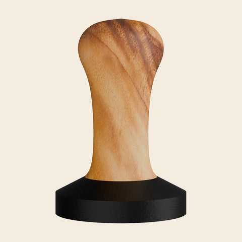 Elba Espresso-Tamper mit Olivenholz-Griff und Teflon-Tamperbasis, freigestellt