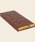 Französischer weißer Nougat – handgeschöpfte Schokolade von Zotter – weitere Ansicht, freigestellt