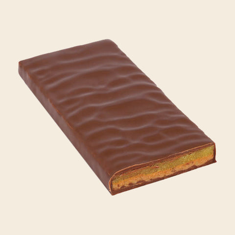 Gewürzmarzipan auf Zimtnougat – handgeschöpfte Schokolade von Zotter – weitere Ansicht
