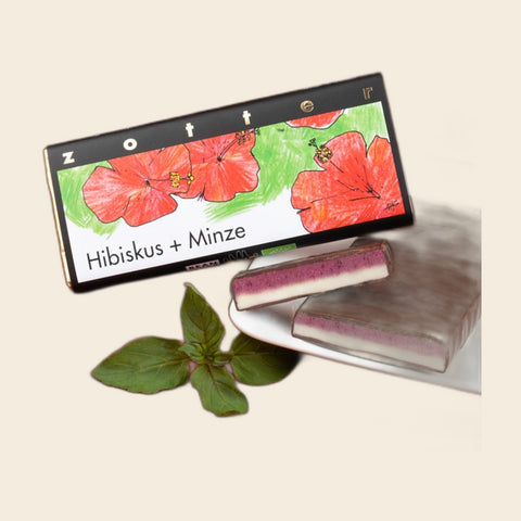 Hibiskus + Minze – handgeschöpfte Schokolade von Zotter – weitere Ansicht, freigestellt