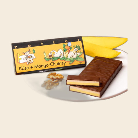 Käse + Mango – handgeschöpfte Schokolade von Zotter – weitere Ansicht, freigestellt