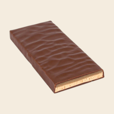 Kokos + Marzipan – handgeschöpfte Schokolade von Zotter – weitere Ansicht, freigestellt
