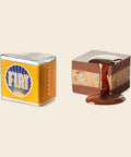 Cremino Caramello – Lose Ware von Majani – Packung freigestellt auf cremefarbenem Hintergrund