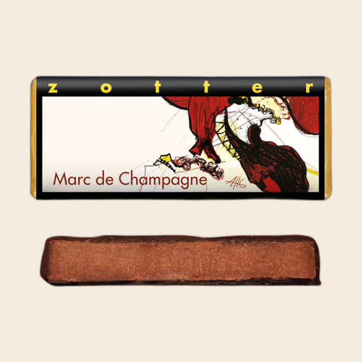 Marc de Champagne – handgeschöpfte Schokolade von Zotter, freigestellt