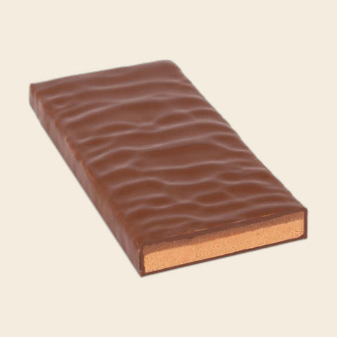 Milchschoko-Mousse – handgeschöpfte Schokolade von Zotter – weitere Ansicht, freigestellt