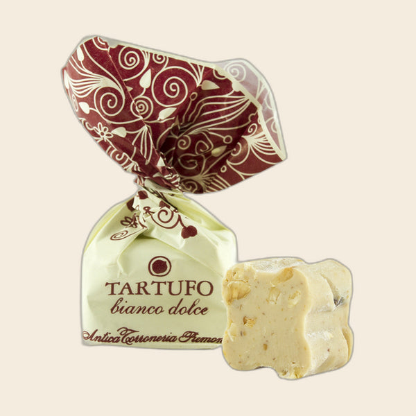 Tartufi Dolci White von Antica Torroneria Piemontese, freigestellt