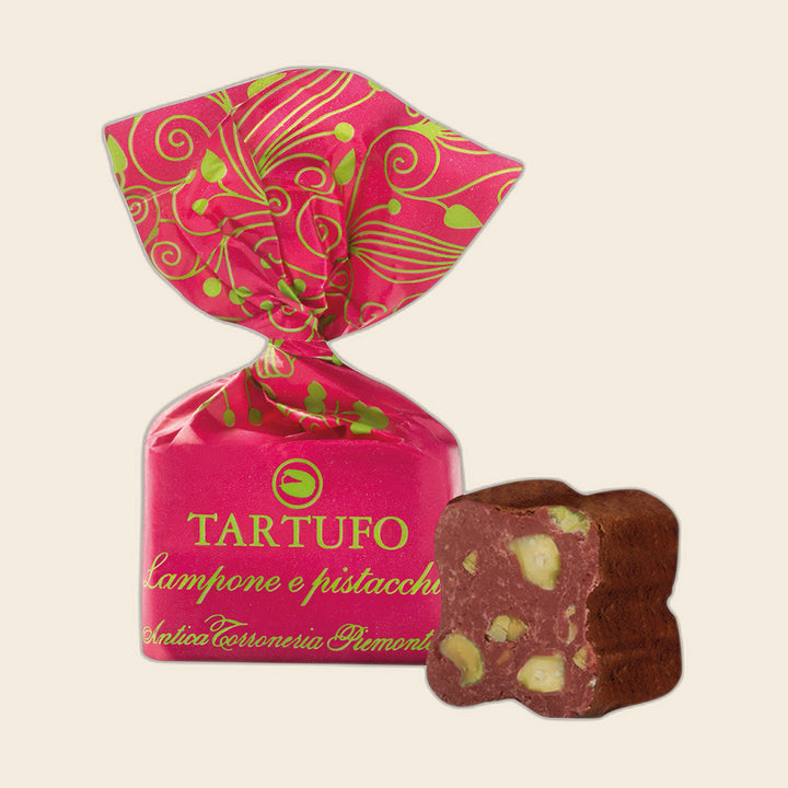 Tartufi Raspberry & Pistacchio von Antica Torroneria Piemontese, freigestellt