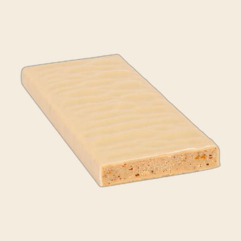 White Crisp – handgeschöpfte Schokolade von Zotter – weitere Ansicht, freigestellt